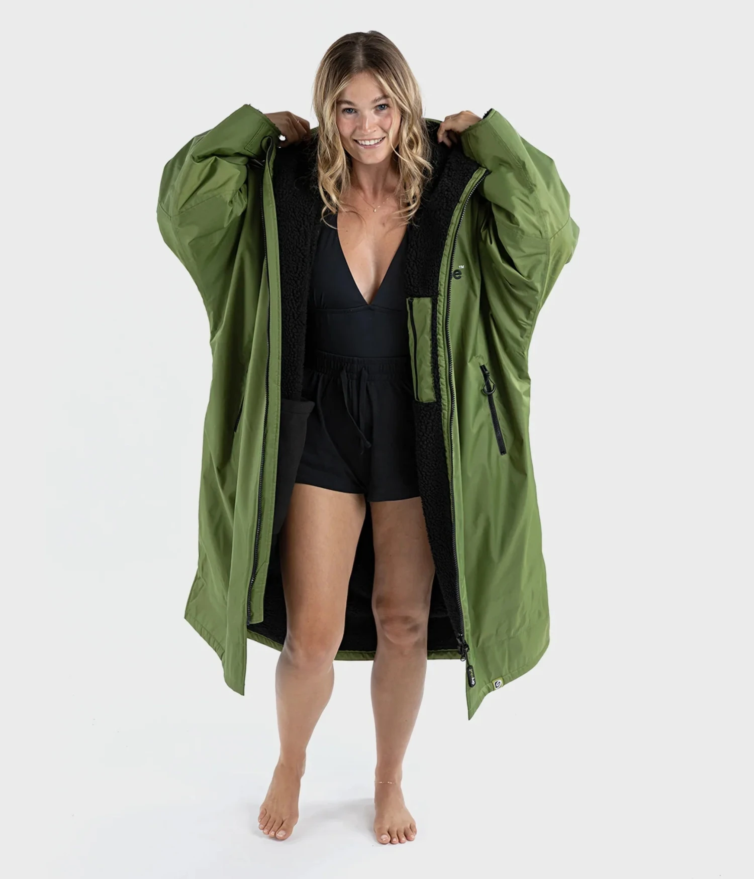 Dryrobe Advance Long Sleeve FOREST GREEN BLACK - RECYCLED 1 Dryrobe Advance Long Sleeve FOREST GREEN BLACK - RECYCLED