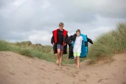 Dryrobe Advance Kids Long Sleeve BLACK BLUE - RECYCLED 7 Dryrobe Advance Kids Long Sleeve BLACK BLUE - RECYCLED -Outdoor Camping Discount KIDS BEACH DRYROBE 050 2024x2024 e0a6ab22 aa1e 41da ae76 3de2d6fc0fc8