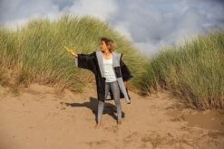 Dryrobe Advance Kids Short Sleeve BLACK PINK 10 Dryrobe Advance Kids Short Sleeve BLACK PINK -Outdoor Camping Discount KIDS BEACH DRYROBE 193 7d4a34d0 e1fa 411f 813f e72e10e204c6 2024x2024 1