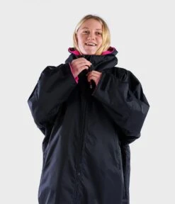 Dryrobe Advance Kids Long Sleeve BLACK PINK - RECYCLED 8 Dryrobe Advance Kids Long Sleeve BLACK PINK - RECYCLED -Outdoor Camping Discount LS Black Pink 2 2024x2024 d6bed2aa d572 4225 b9dc b18f31d142fd