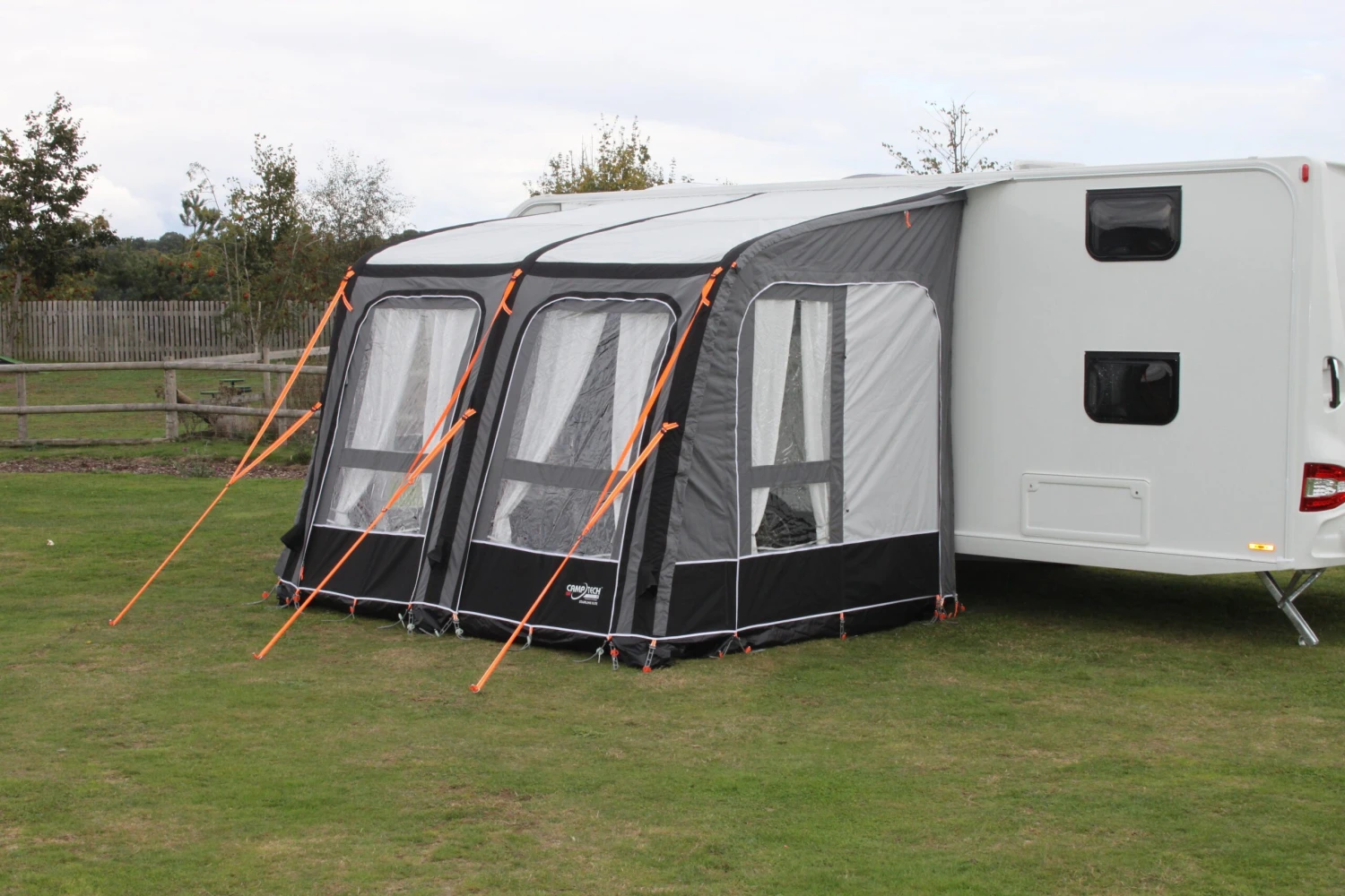 Camptec Starline Elite Air Awning 260 1 Camptec Starline Elite Air Awning 260