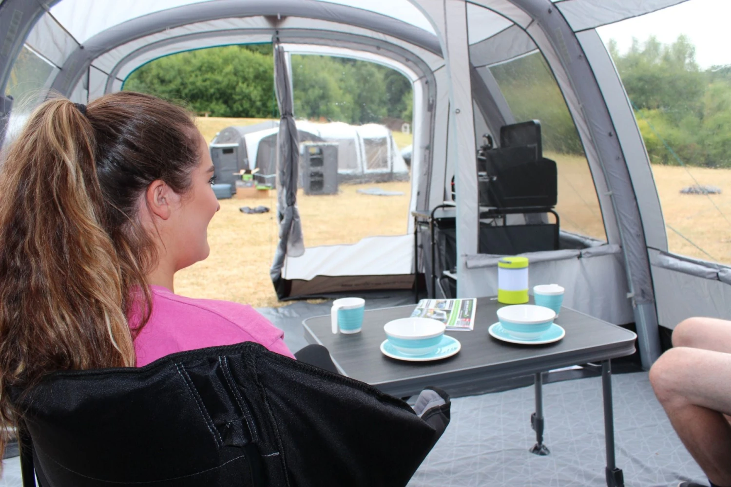 Outdoor Revolution Camp Star 500 XL Tent Bundle WIth Carpet And Footprint 2025 8 Outdoor Revolution Camp Star 500 XL Tent Bundle WIth Carpet And Footprint 2025 - Image 8