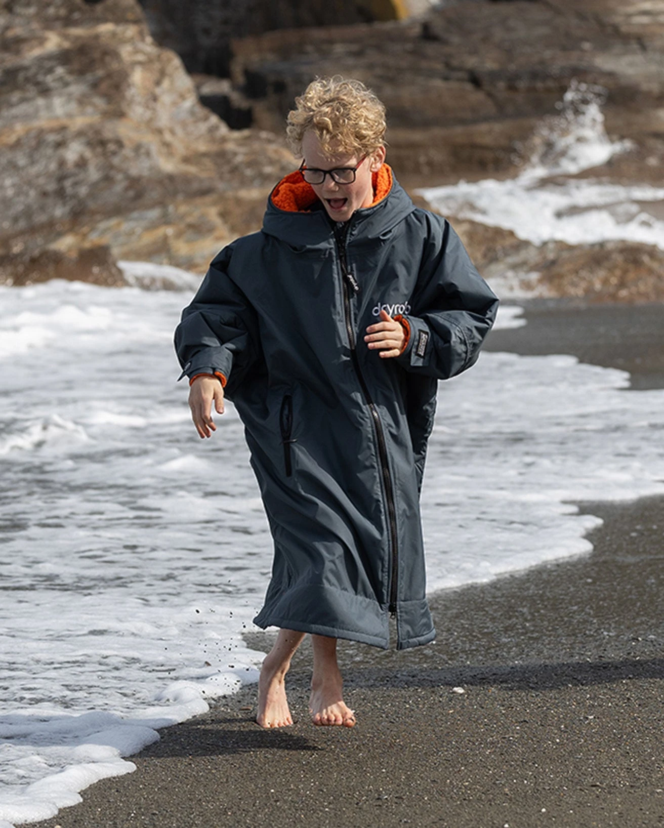 Dryrobe Advance Kids Long Sleeve Dark Grey / Orange 5 Dryrobe Advance Kids Long Sleeve Dark Grey / Orange - Image 5